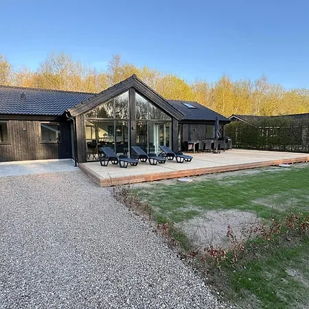 Holiday home 5 Star In *